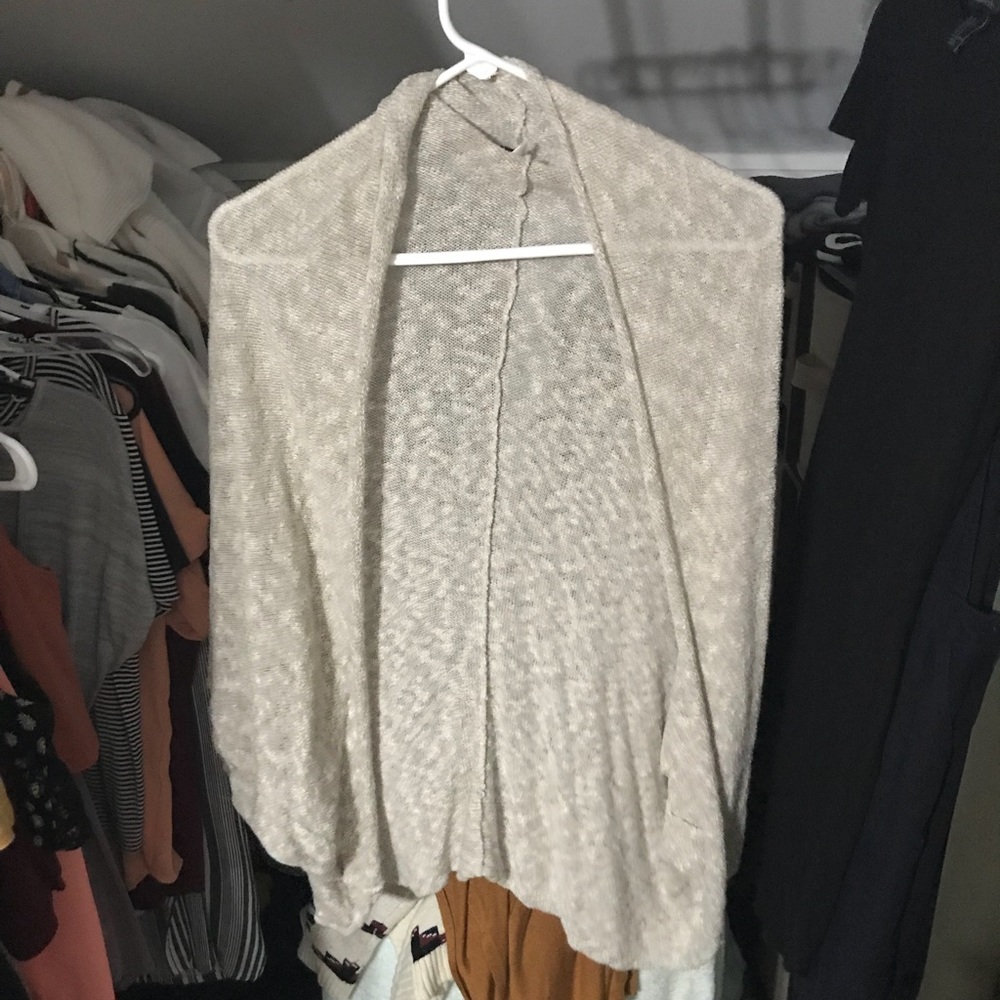 Cardigan - Picture 2 of 3